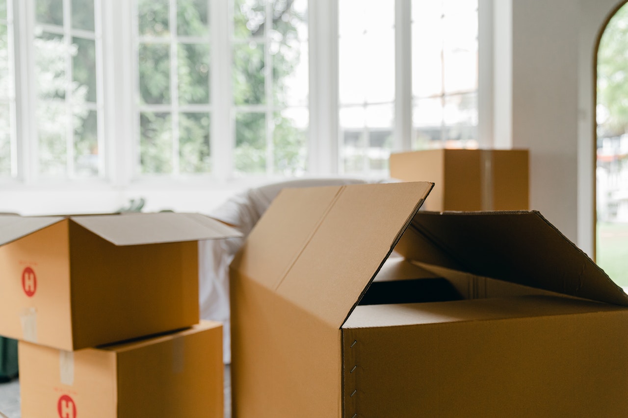 Making A Company Move: 8 Pro Tips To Consider For Success