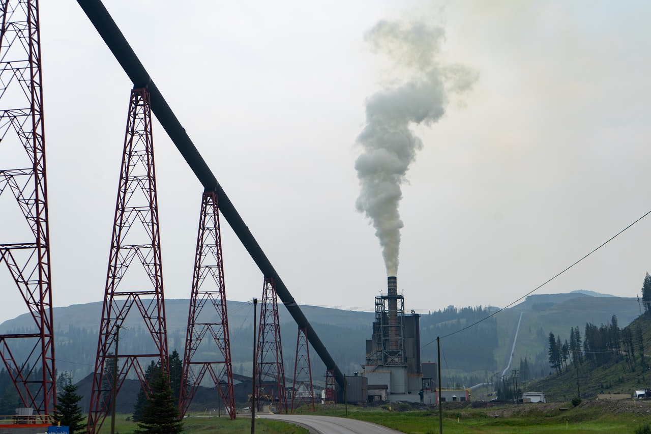 How to Protect Employees From Coal Mine Fire Smoke