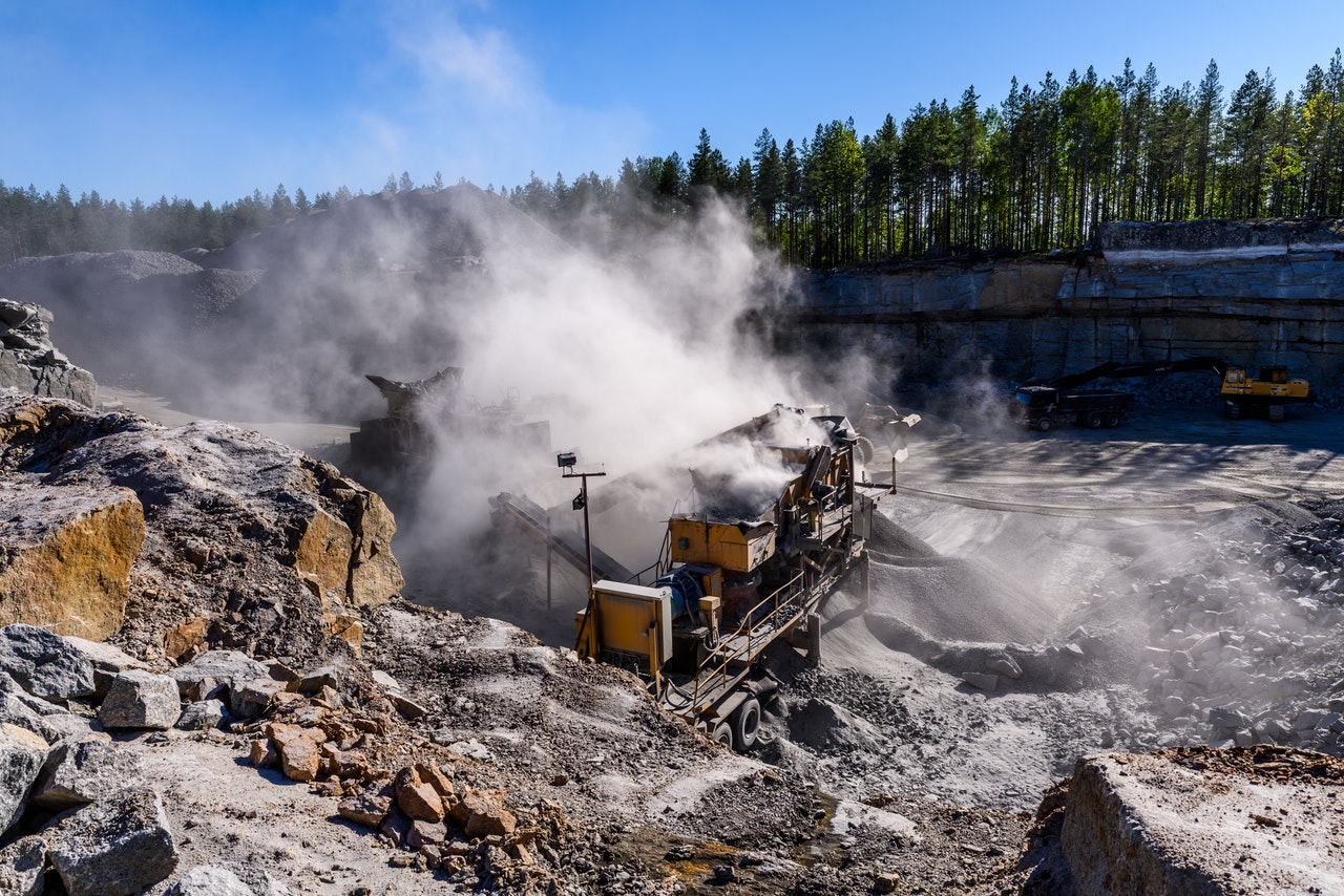 7 Methods for Protecting Employees From Coal Mine Fire Smoke