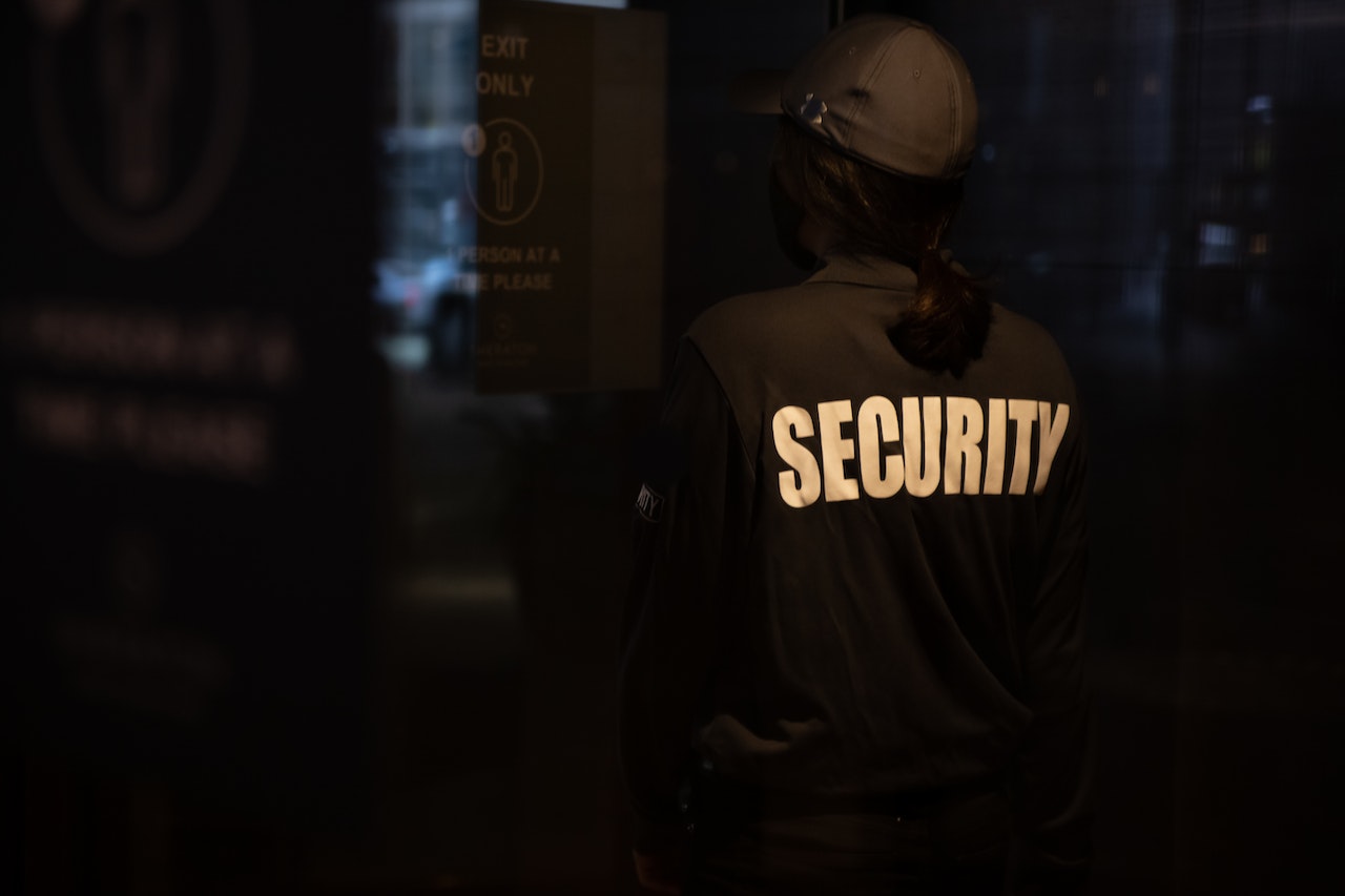 How Will Hiring a Security Guard Benefit Your Business?