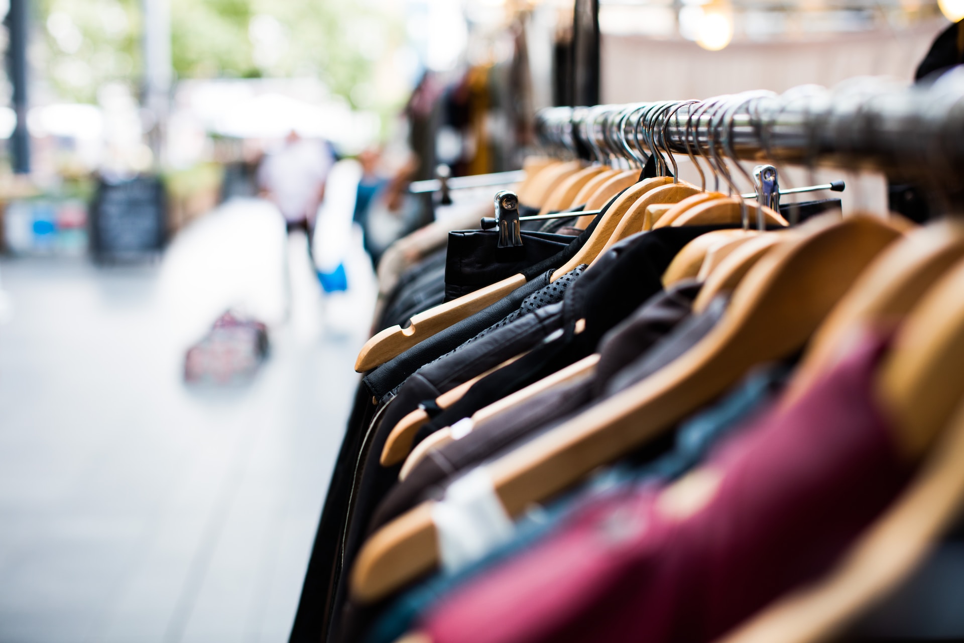 Best Place to Sell Clothes For Cash in Resale Stores