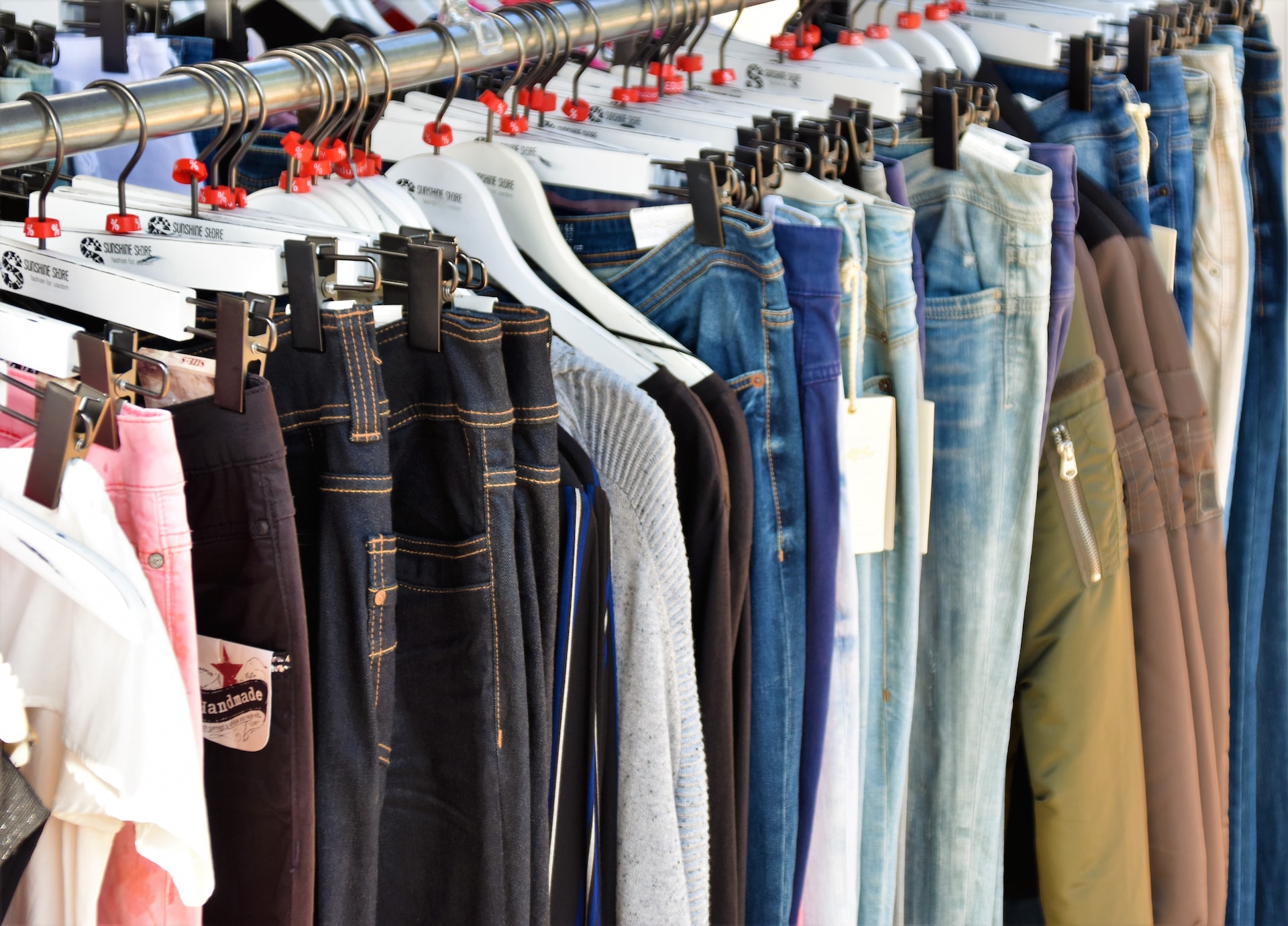 Best Place to Sell Clothes for Cash: The Ultimate Guide